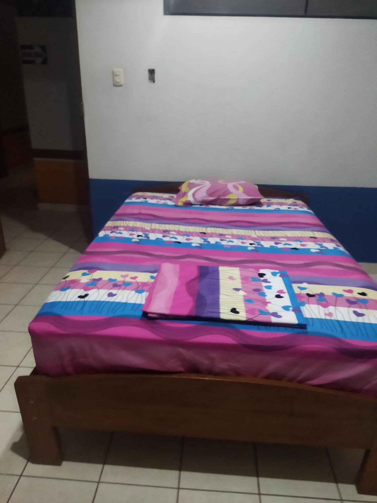 Hospedaje Mas Tarapoto Bagian luar foto